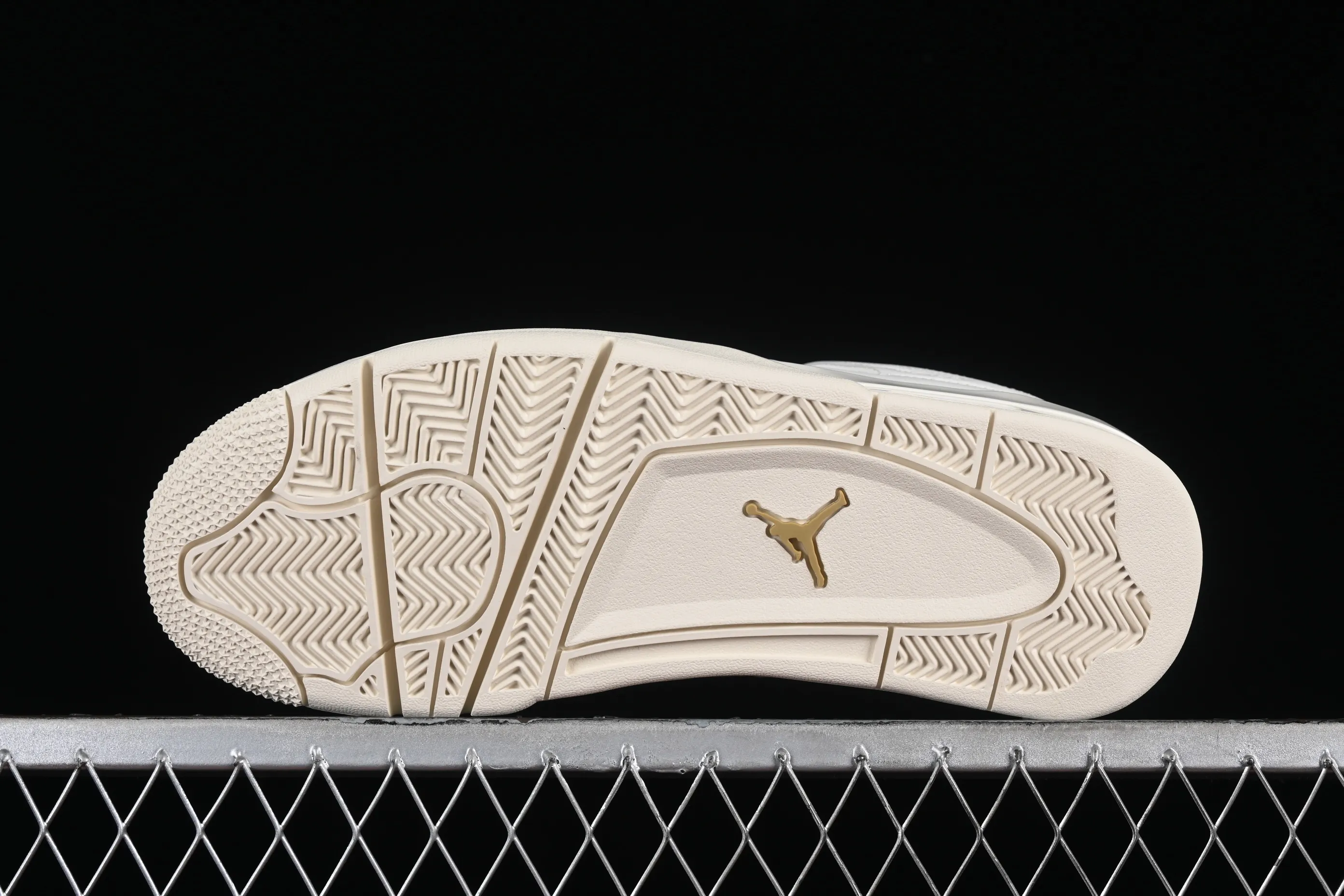 All categories Air Jordan Jordan series basketball shoes Air Jordan 4 LW version Air Jordan 4 Retro "Metallic Gold" AJ4 Joe 4 meters white gold AQ9129-170